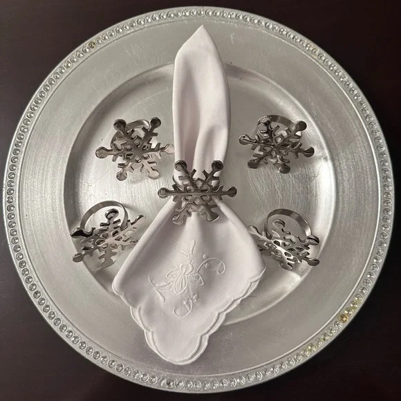 Snowflake Napkin Rings - Picture 2 of 4